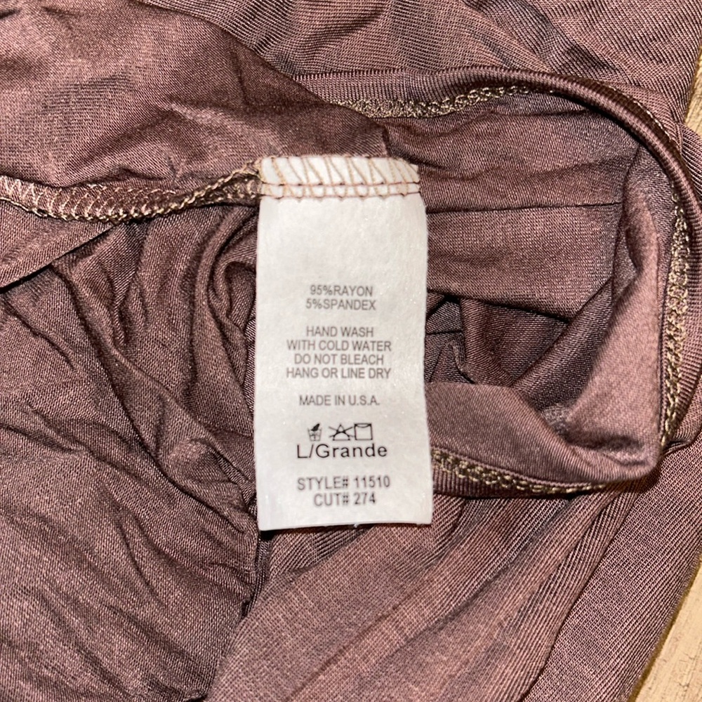 NEW Brown Cropped Length Jumpsuit - Picture 11 of 12